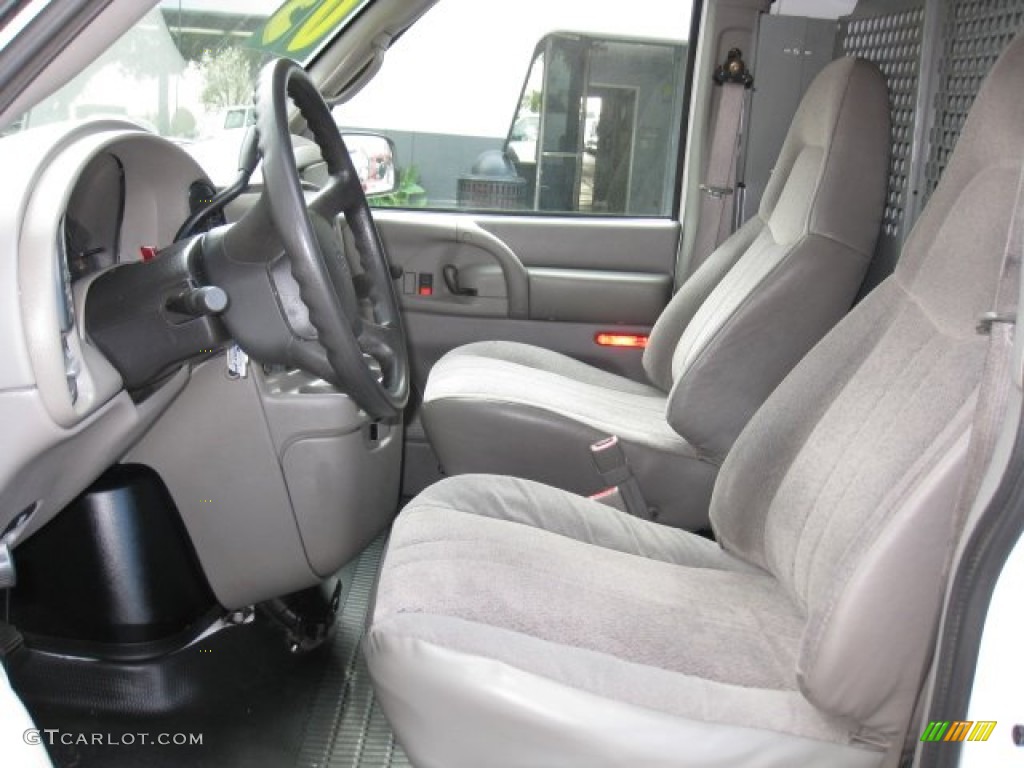 2005 Astro Cargo Van - Summit White / Medium Gray photo #8