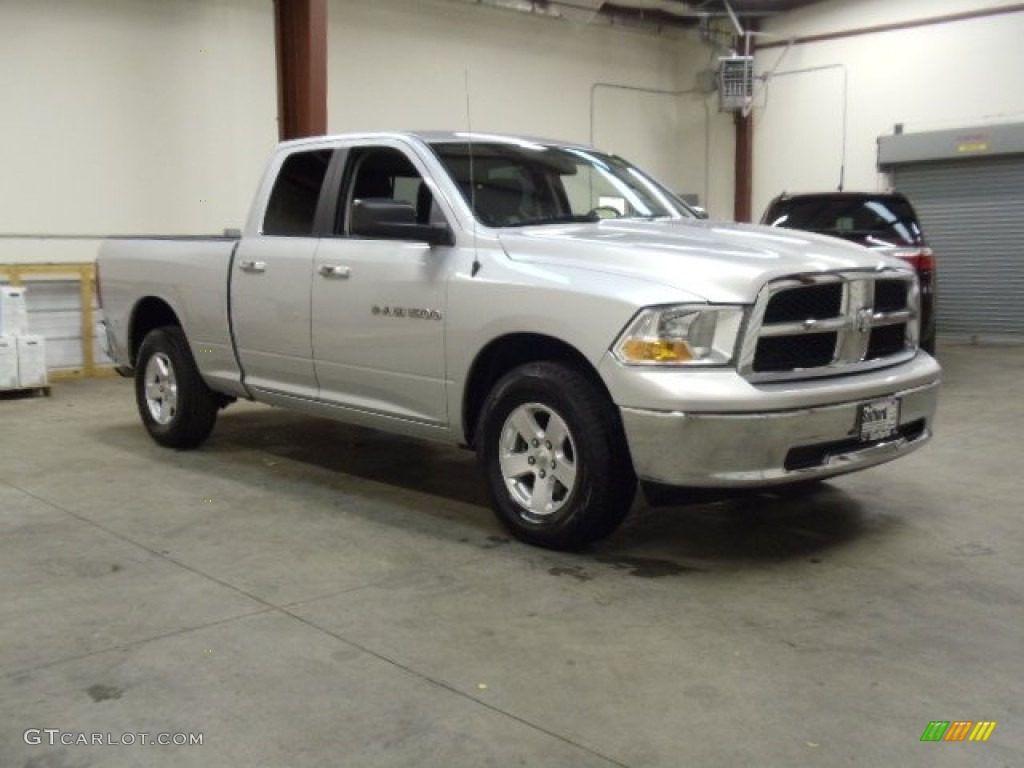 2011 Ram 1500 SLT Quad Cab 4x4 - Bright Silver Metallic / Dark Slate Gray/Medium Graystone photo #7