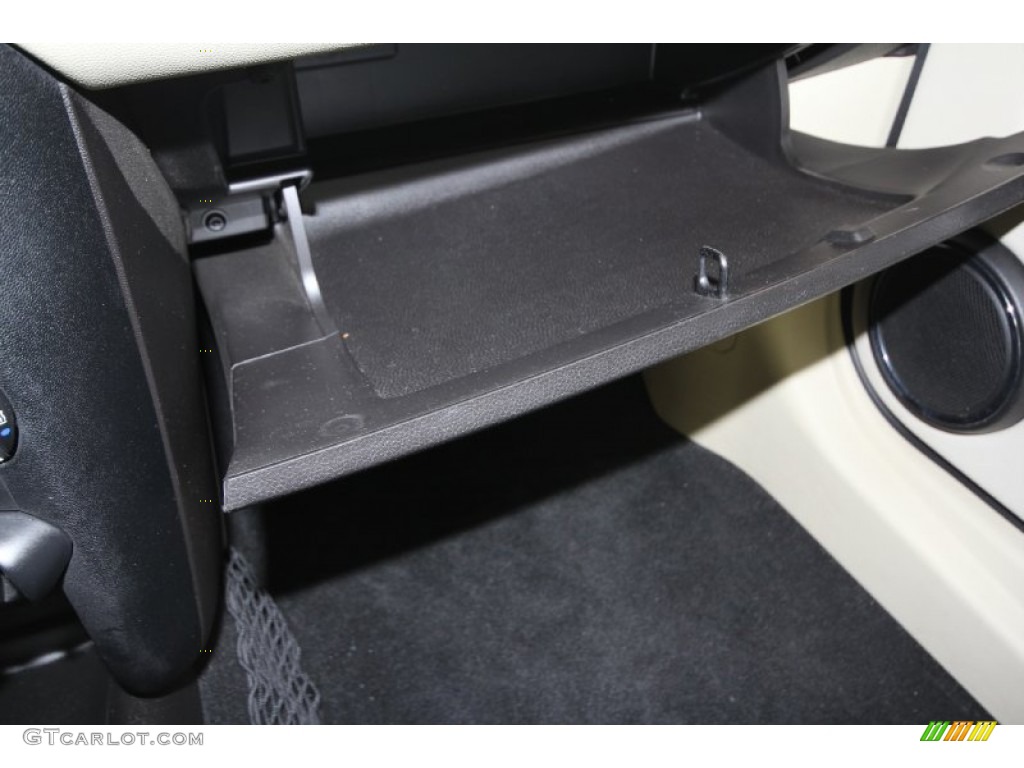 2011 Cooper Convertible - British Racing Green II / Gravity Polar Beige Leather photo #13