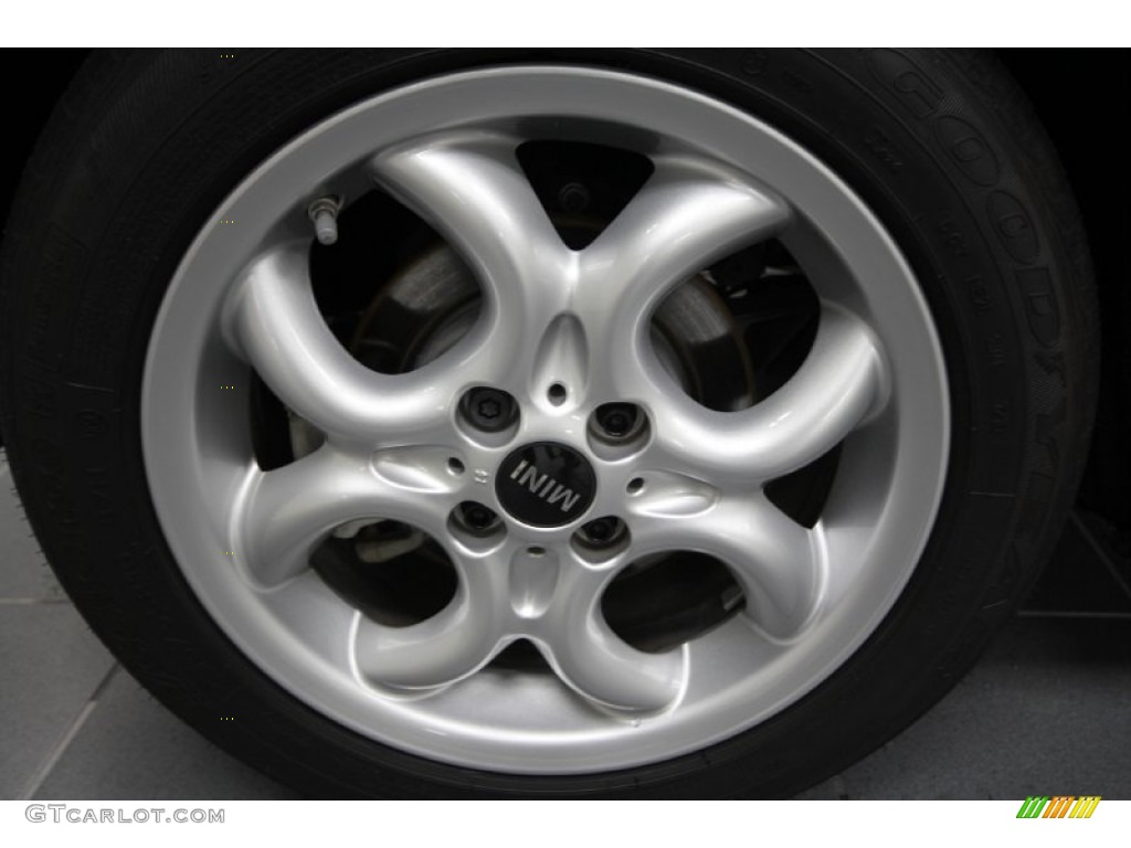 2011 Cooper Convertible - British Racing Green II / Gravity Polar Beige Leather photo #38