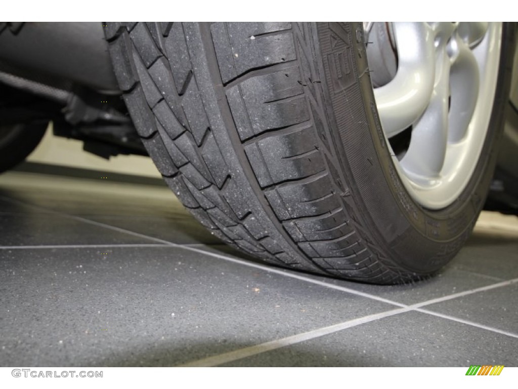 2011 Cooper Convertible - British Racing Green II / Gravity Polar Beige Leather photo #39