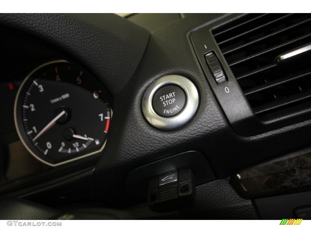 2012 1 Series 128i Coupe - Black Sapphire Metallic / Black photo #19