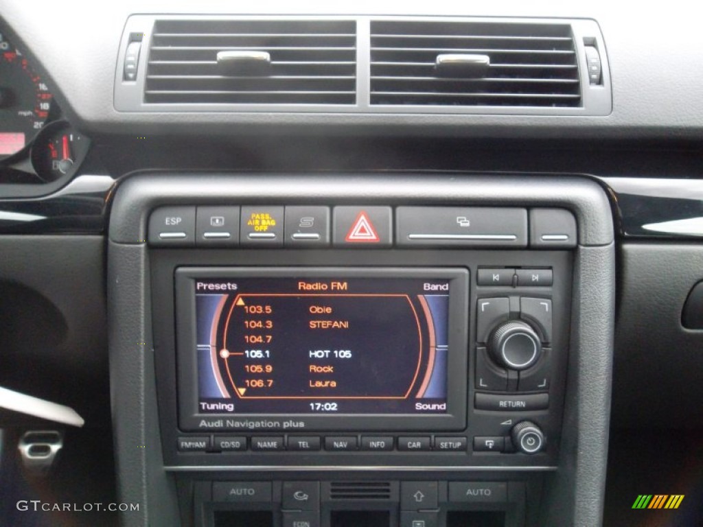 2008 Audi RS4 4.2 quattro Sedan Controls Photo #57051299