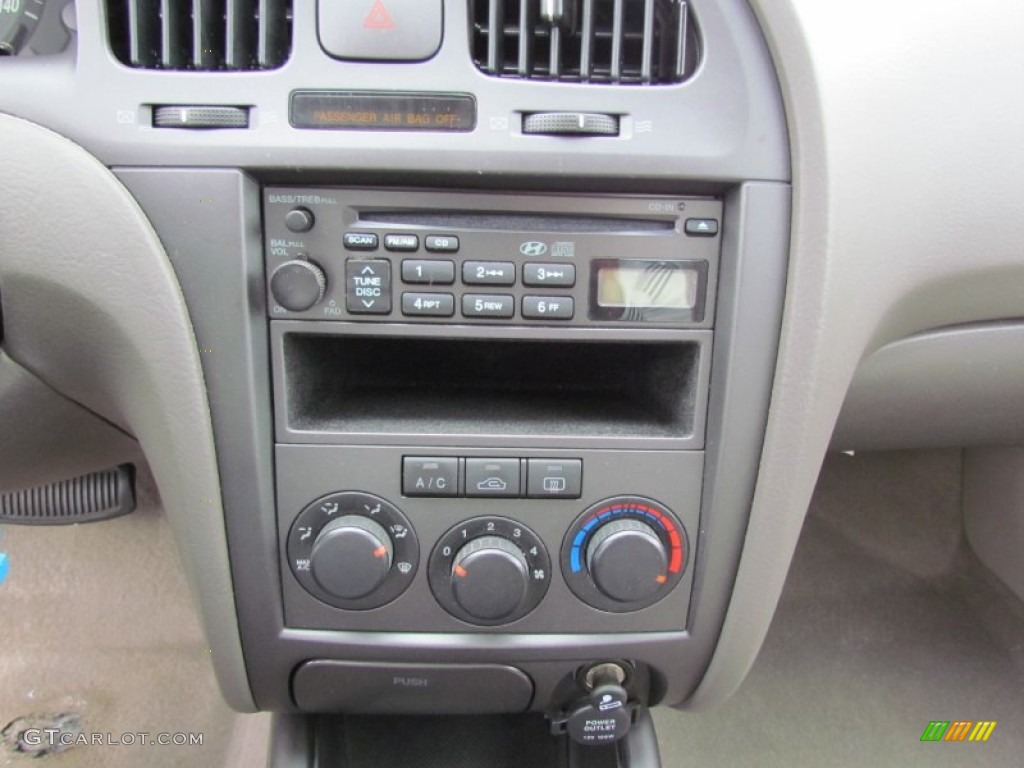 2006 Elantra GLS Sedan - Champagne Beige / Beige photo #12