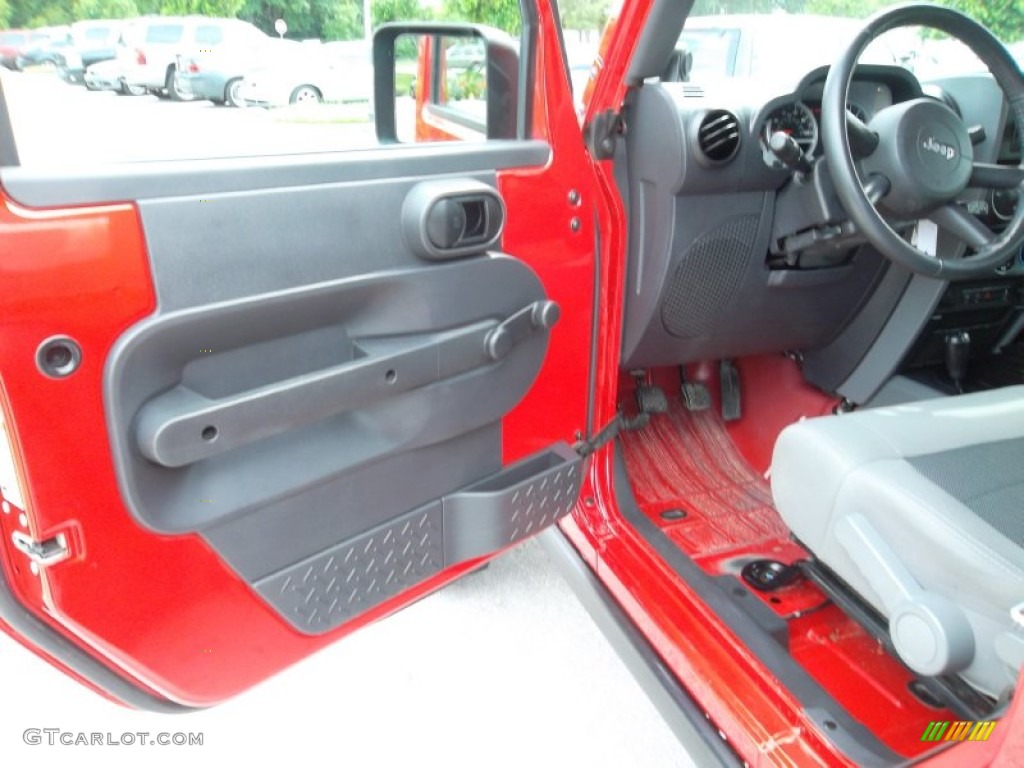 2010 Jeep Wrangler Rubicon 4x4 Dark Slate Gray/Medium Slate Gray Door Panel Photo #57058268