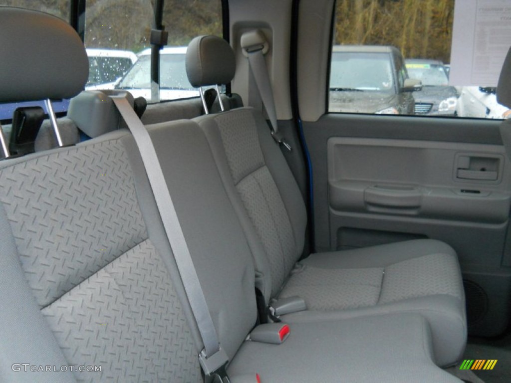 2007 Dakota SXT Quad Cab 4x4 - Electric Blue Pearl / Medium Slate Gray photo #8