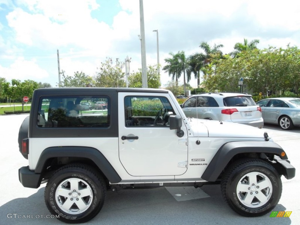 2011 Wrangler Sport S 4x4 - Bright Silver Metallic / Black photo #11