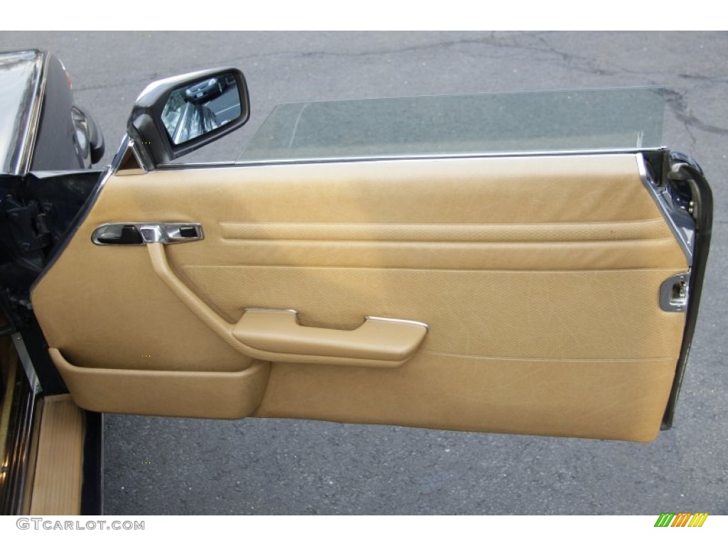 1985 Mercedes-Benz SL Class 380 SL Roadster Parchment Door Panel Photo #57060668