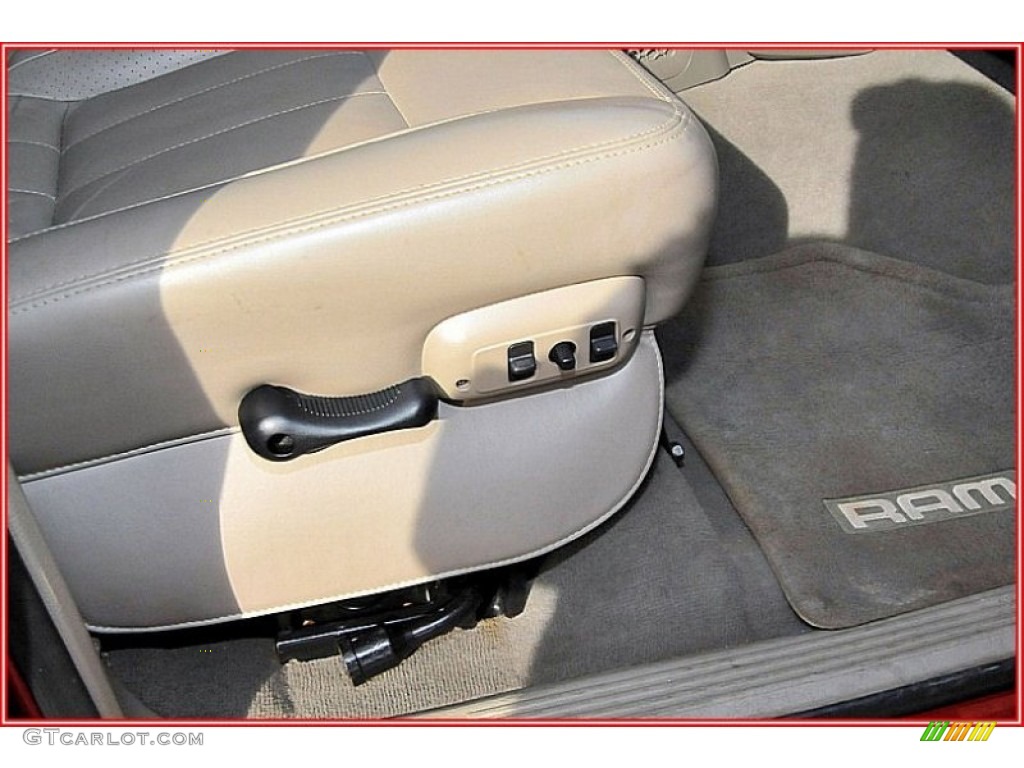 2007 Ram 3500 Laramie Mega Cab 4x4 Dually - Inferno Red Crystal Pearl / Medium Slate Gray photo #24