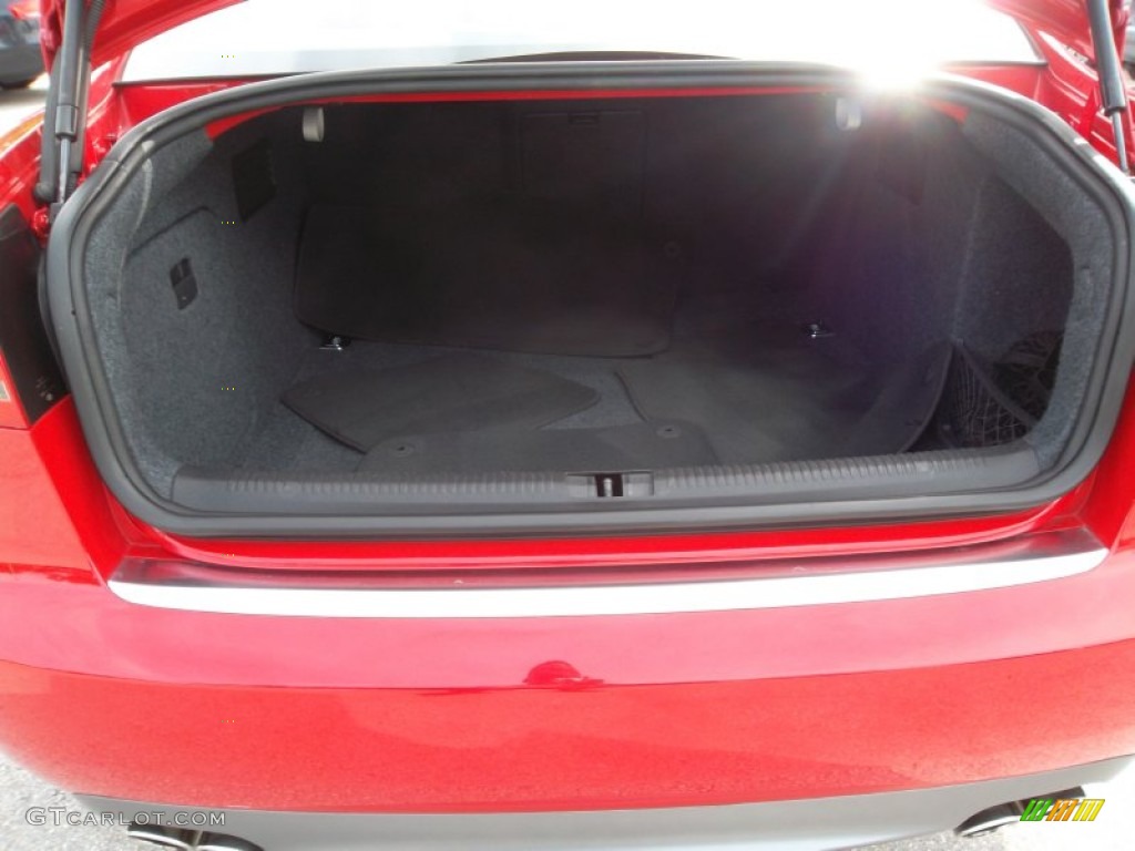 2006 Audi S4 4.2 quattro Sedan Trunk Photo #57067916