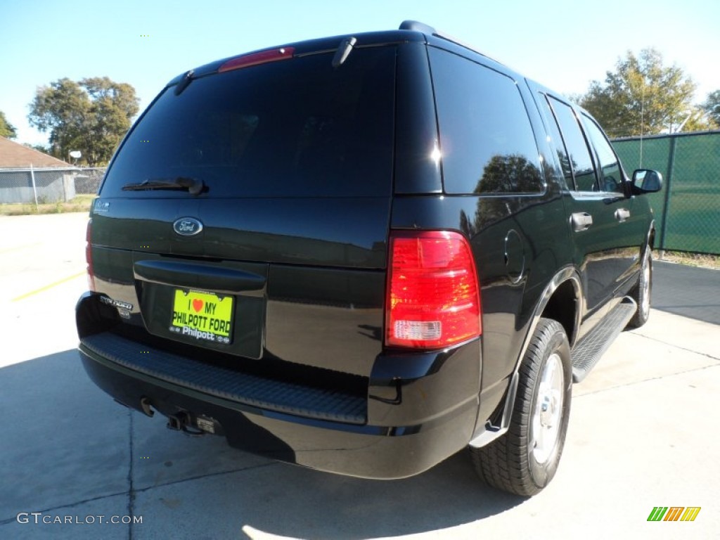 2004 Explorer XLT - Black / Graphite photo #3