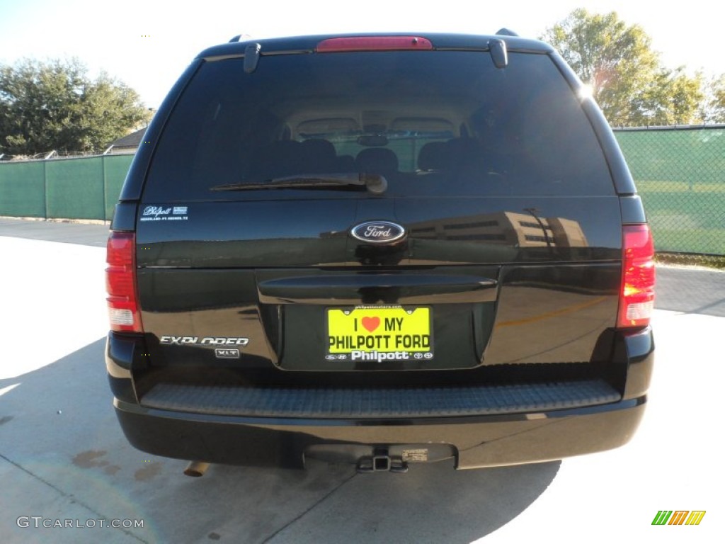 2004 Explorer XLT - Black / Graphite photo #4