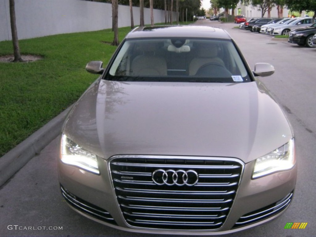 2012 A8 L 4.2 quattro - Savana Beige Pearl Effect / Velvet Beige photo #4