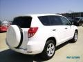 Super White - RAV4 I4 Photo No. 3