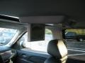 Black Granite Metallic - Suburban LTZ Photo No. 13