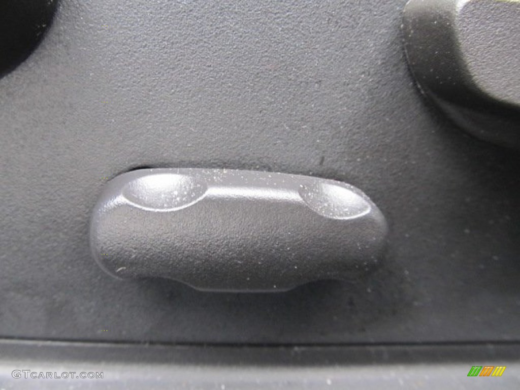 2011 Impala LT - Imperial Blue Metallic / Gray photo #17