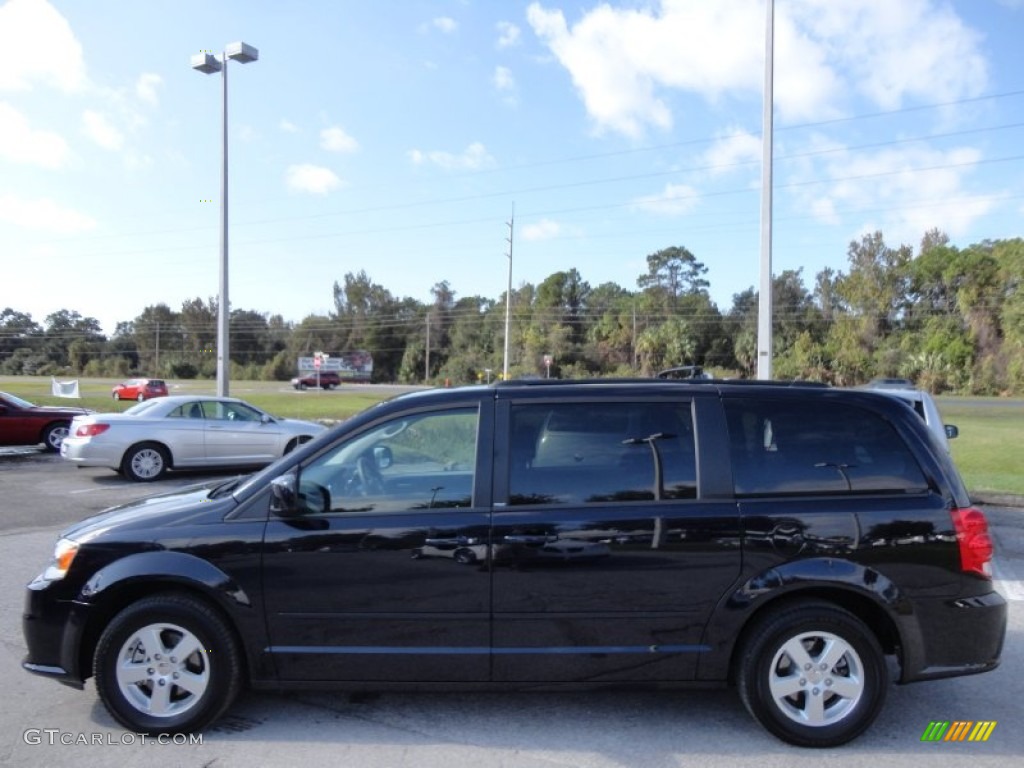 2011 Grand Caravan Mainstreet - Blackberry Pearl / Black/Light Graystone photo #2