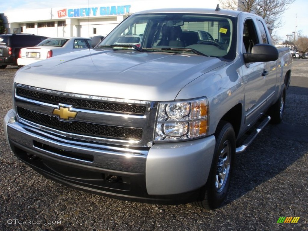 2011 Silverado 1500 LS Extended Cab 4x4 - Sheer Silver Metallic / Dark Titanium photo #1