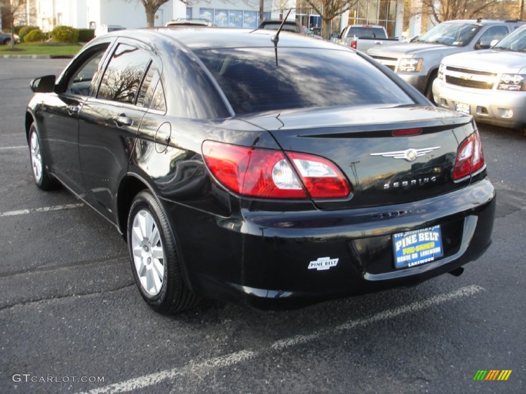 2007 Sebring Sedan - Brilliant Black Crystal Pearl / Dark Slate Gray/Light Slate Gray photo #7