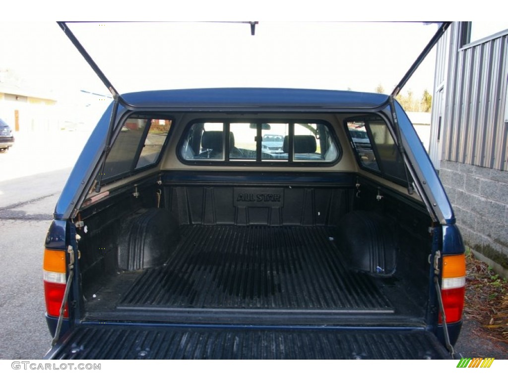 1993 Pickup Deluxe V6 Extended Cab 4x4 - Blue Pearl Metallic / Blue photo #11