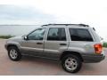 Silverstone Metallic - Grand Cherokee Laredo 4x4 Photo No. 3