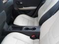 White Diamond Tricoat - Volt Hatchback Photo No. 17