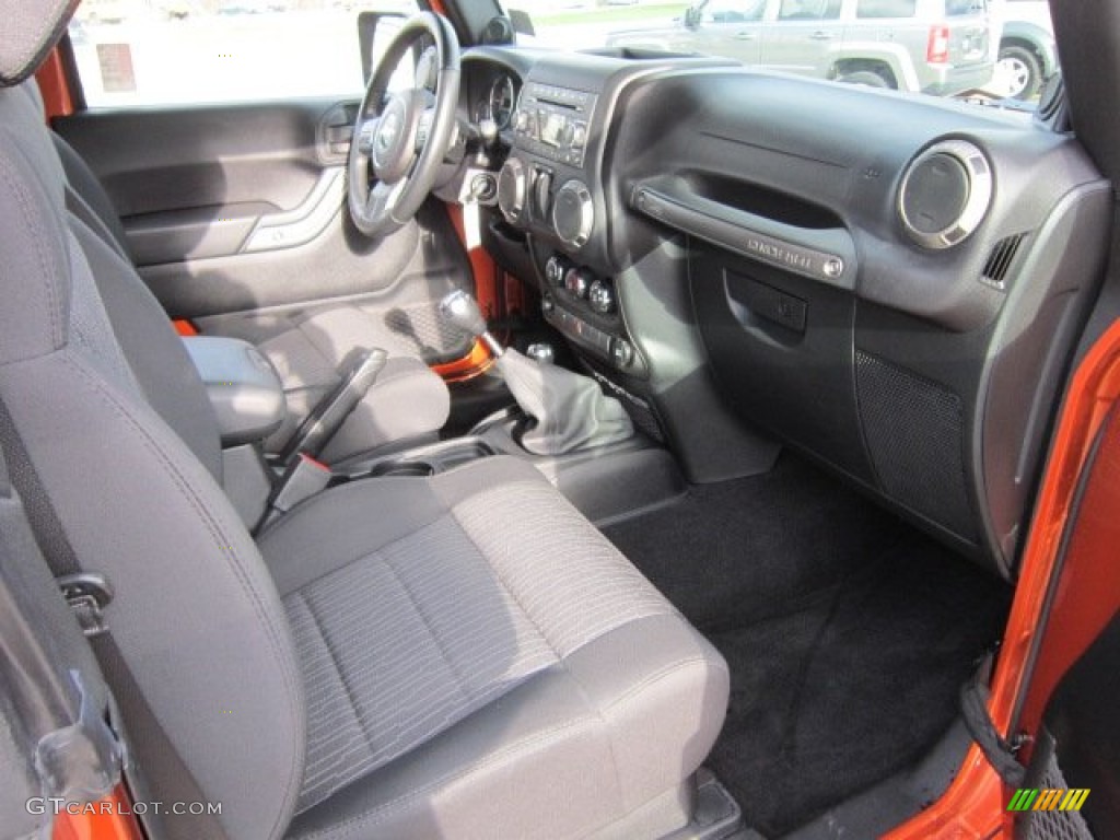 2011 Wrangler Sport S 4x4 - Mango Tango Pearl / Black photo #18