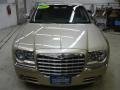 Linen Gold Metallic - 300 C HEMI Photo No. 4