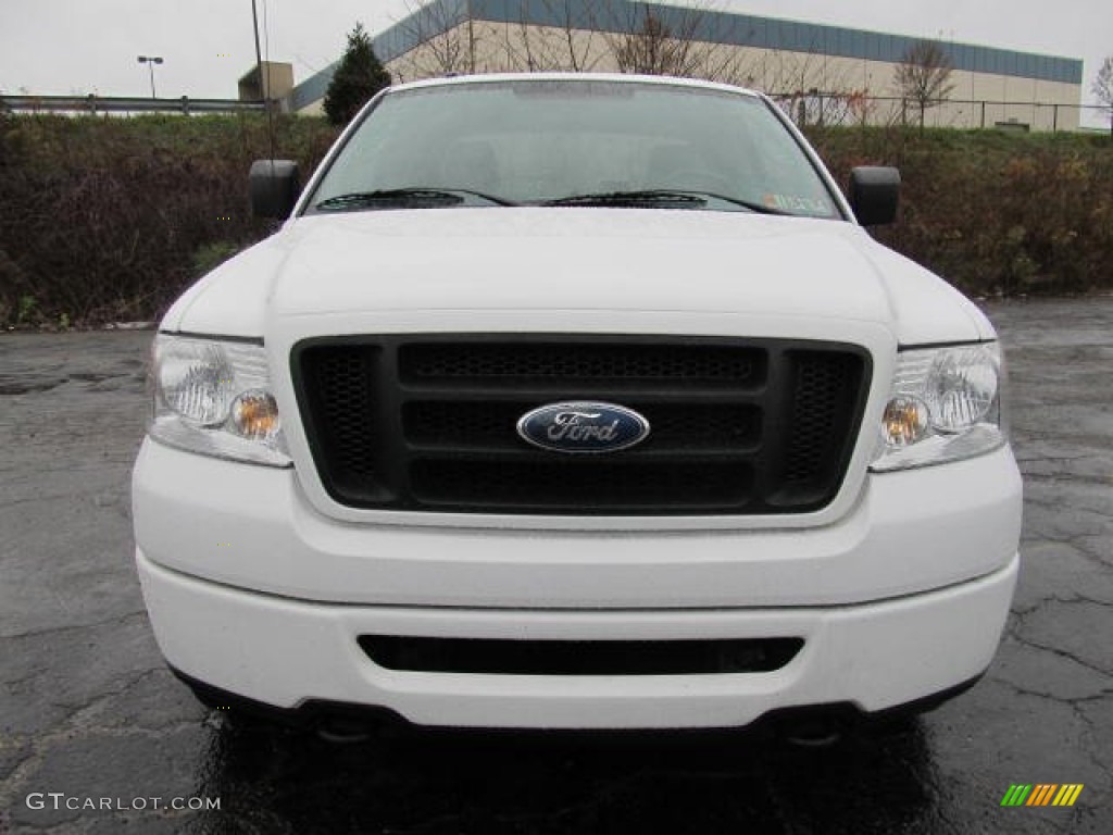 2006 F150 STX SuperCab 4x4 - Oxford White / Medium/Dark Flint photo #6