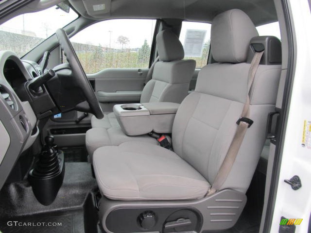 2006 F150 STX SuperCab 4x4 - Oxford White / Medium/Dark Flint photo #8