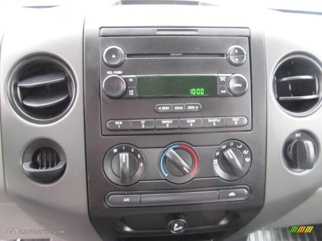 2006 F150 STX SuperCab 4x4 - Oxford White / Medium/Dark Flint photo #11