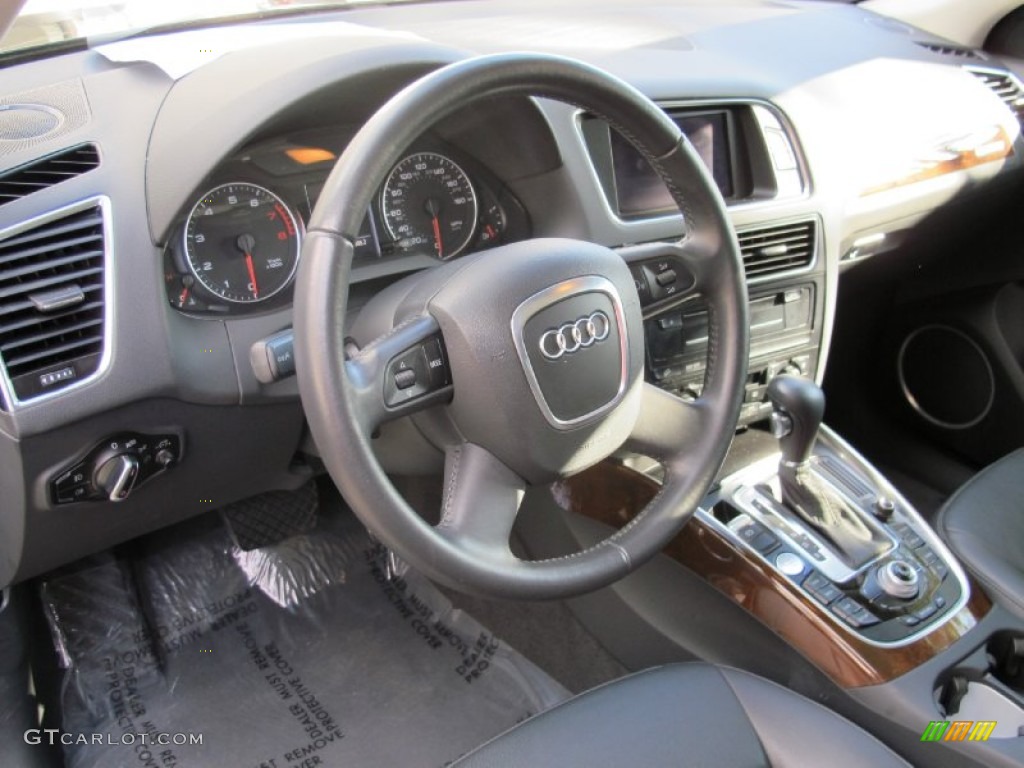 2009 Q5 3.2 Premium quattro - Brilliant Black / Black photo #11