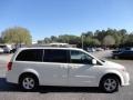 Stone White - Grand Caravan Mainstreet Photo No. 11