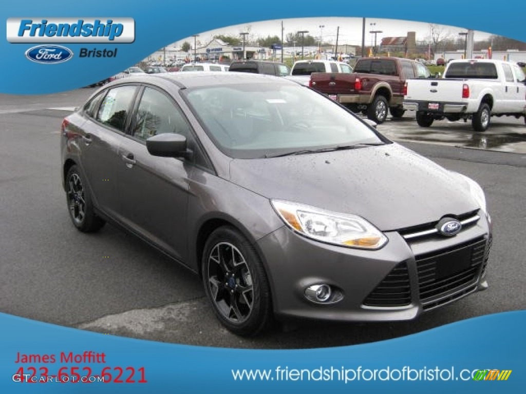 2012 Focus SE Sport Sedan - Sterling Grey Metallic / Two-Tone Sport photo #5