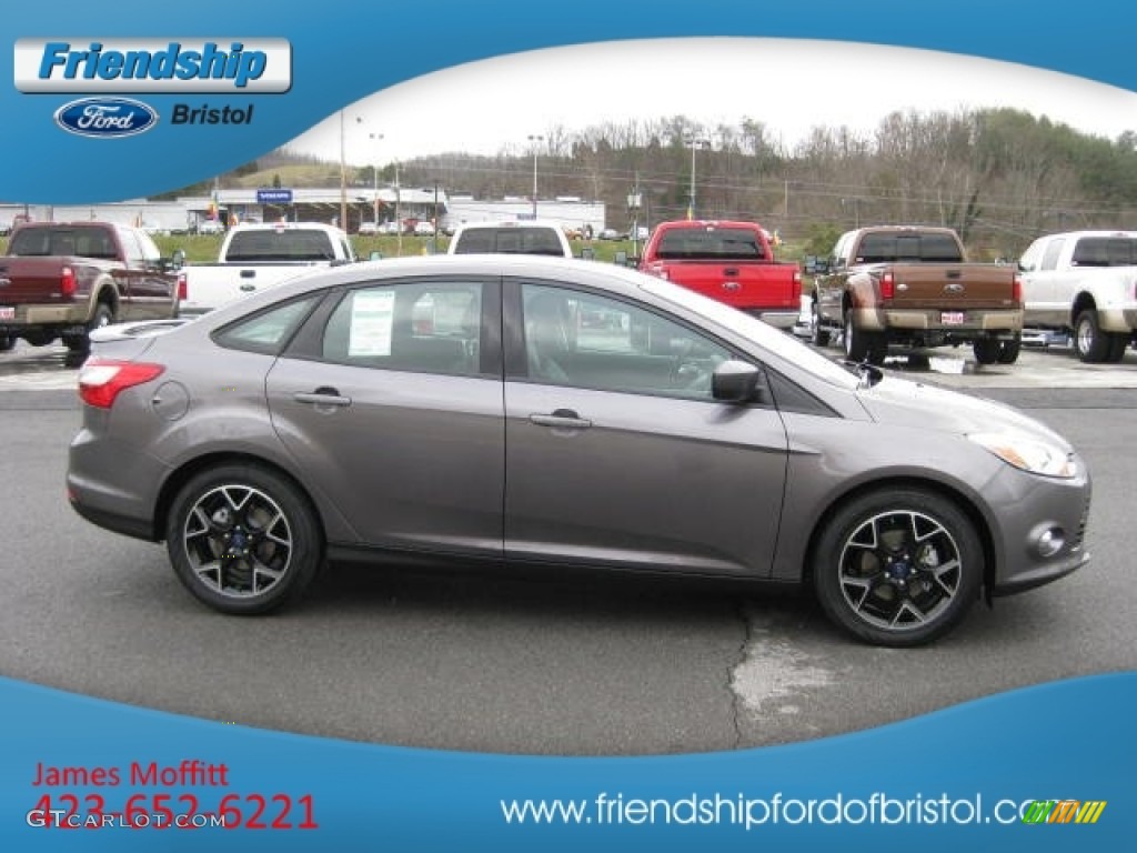 2012 Focus SE Sport Sedan - Sterling Grey Metallic / Two-Tone Sport photo #6