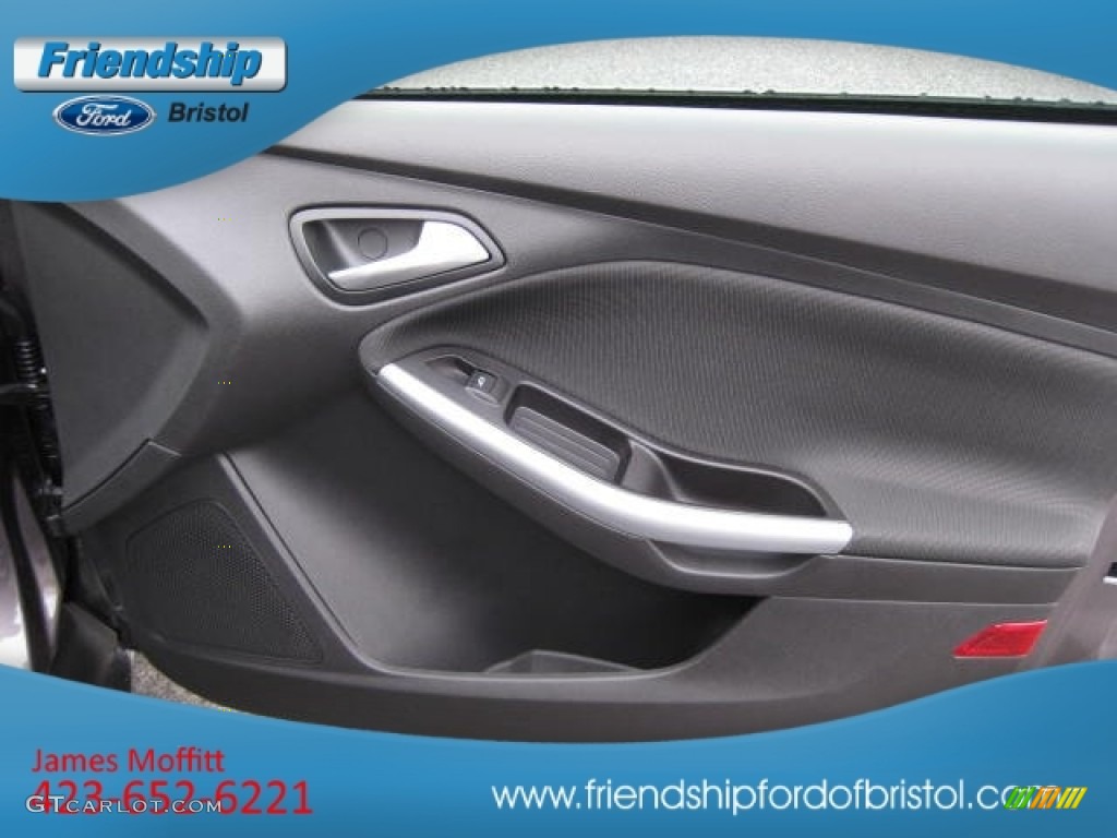 2012 Focus SE Sport Sedan - Sterling Grey Metallic / Two-Tone Sport photo #21