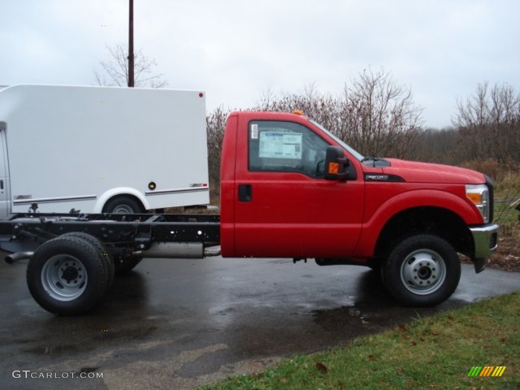 2012 F250 Super Duty XL Regular Cab 4x4 Chassis - Vermillion Red / Steel photo #5