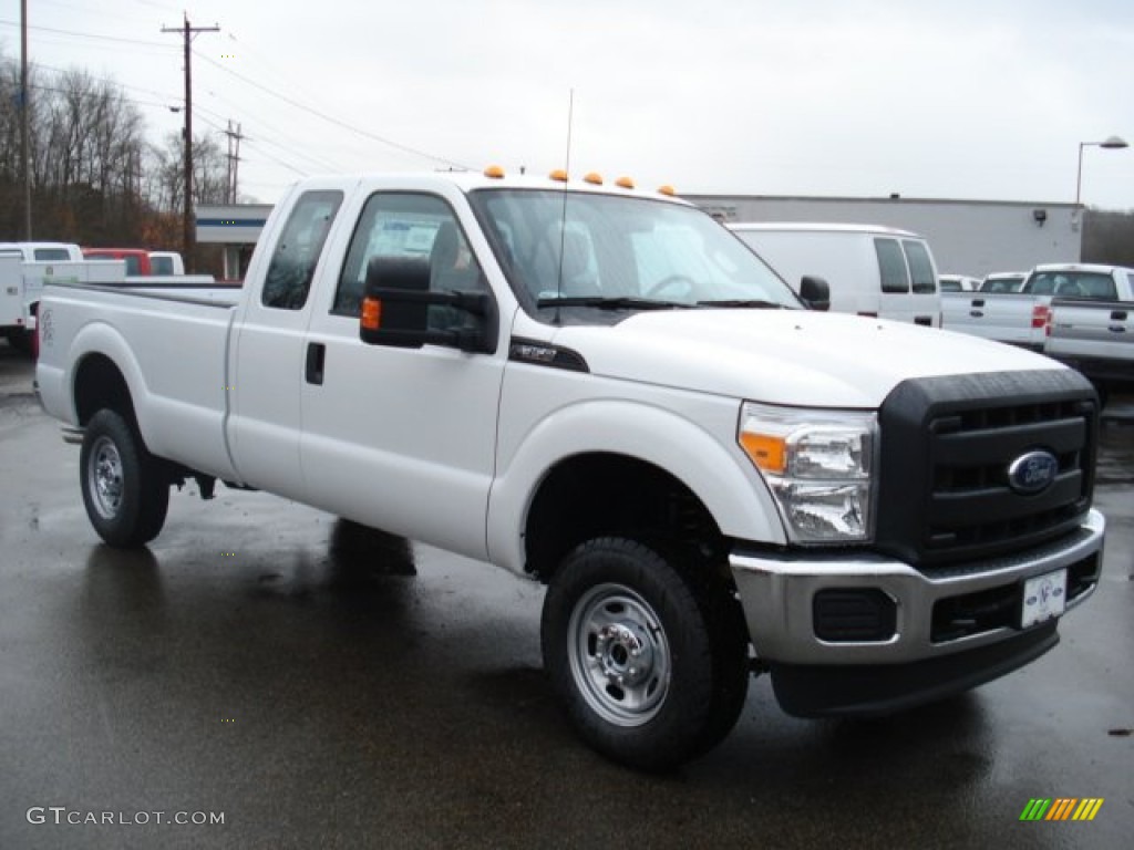 2012 F350 Super Duty XL SuperCab 4x4 - Oxford White / Steel photo #4