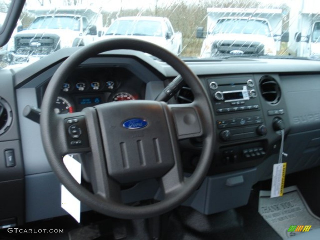 2012 F350 Super Duty XL SuperCab 4x4 - Oxford White / Steel photo #10
