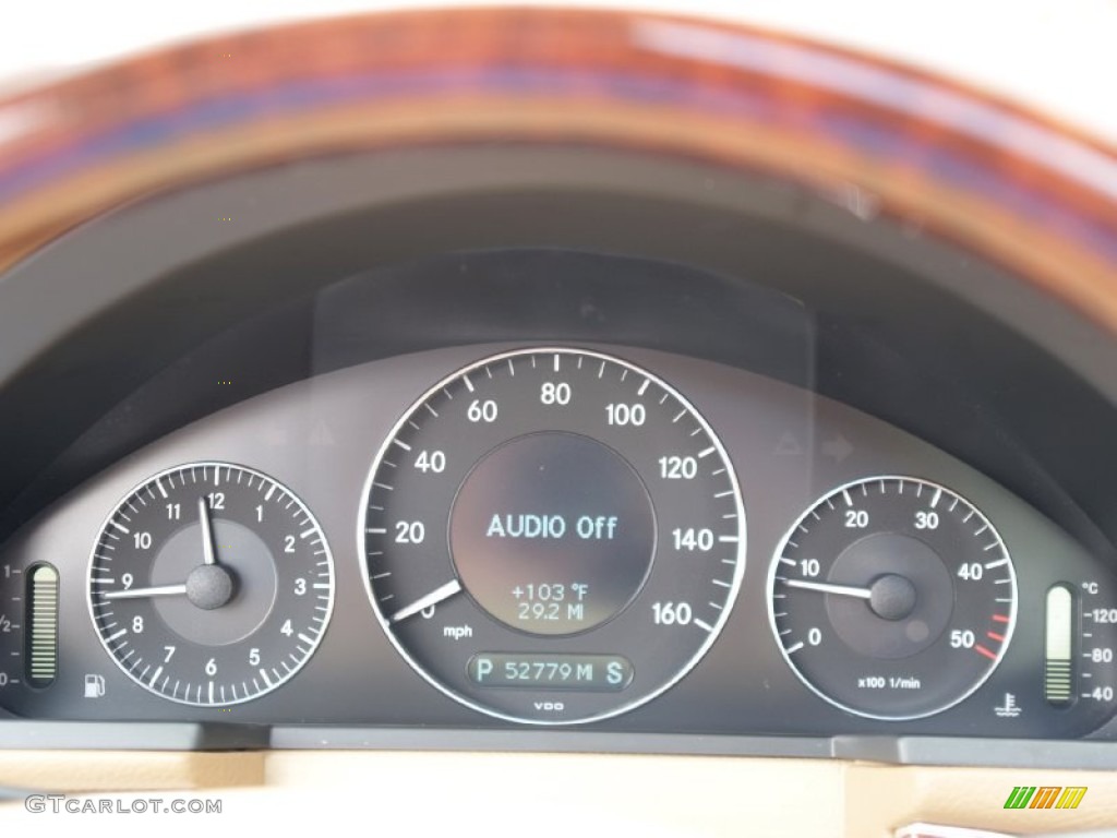 2009 Mercedes-Benz E 320 BlueTEC Sedan Gauges Photo #57105342