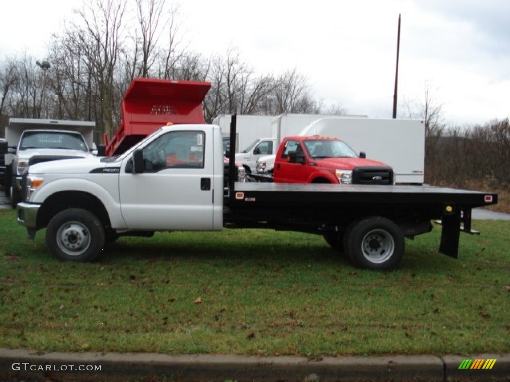 2011 F350 Super Duty XL Regular Cab 4x4 Chassis Stake Truck - Oxford White / Steel photo #1