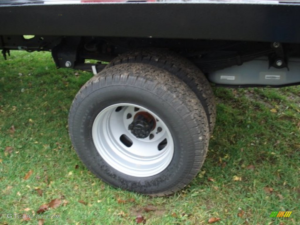 2011 Ford F350 Super Duty XL Regular Cab 4x4 Chassis Stake Truck Wheel Photos