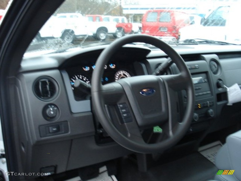 2011 F150 XL SuperCab 4x4 - Oxford White / Steel Gray photo #10