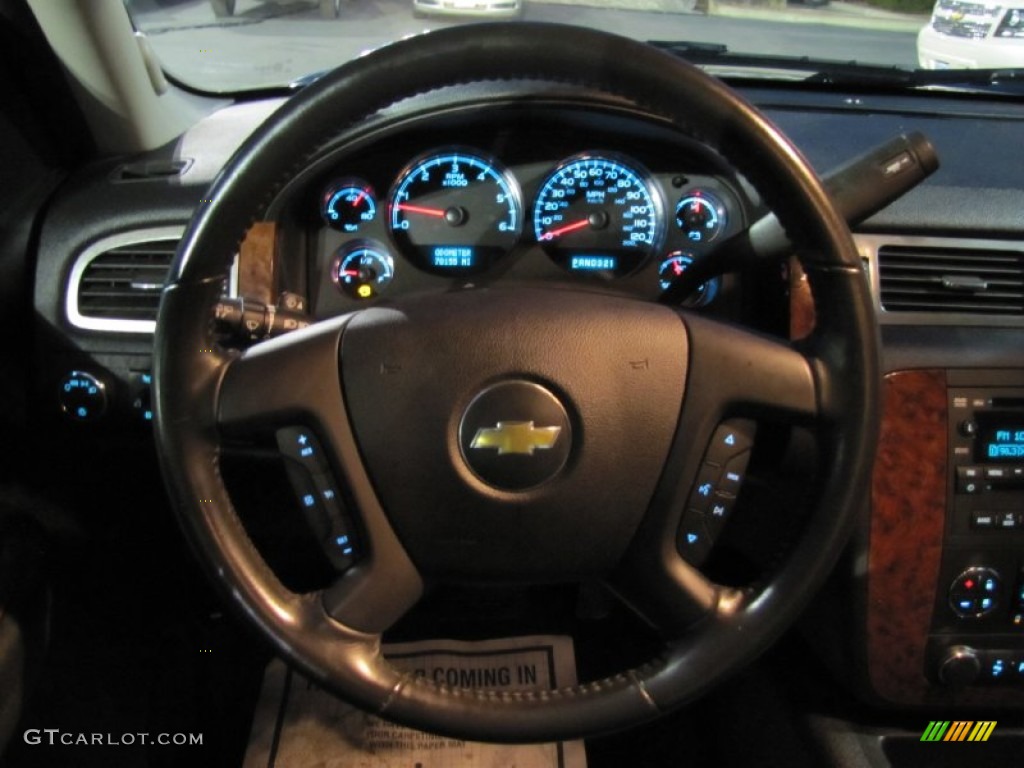 2007 Chevrolet Suburban 1500 LT 4x4 Ebony Steering Wheel Photo #57111465