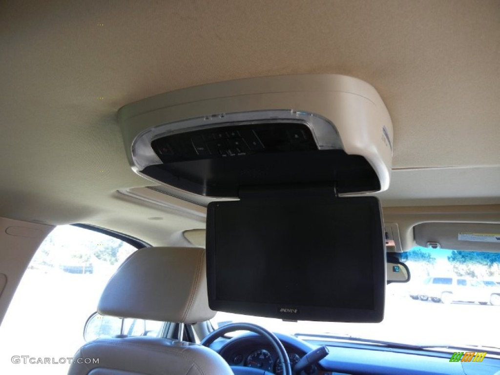 2007 Tahoe LTZ - Summit White / Light Cashmere/Ebony photo #11