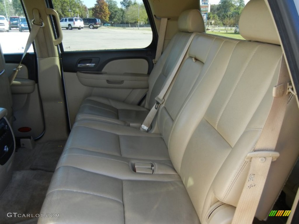 2007 Tahoe LTZ - Summit White / Light Cashmere/Ebony photo #14