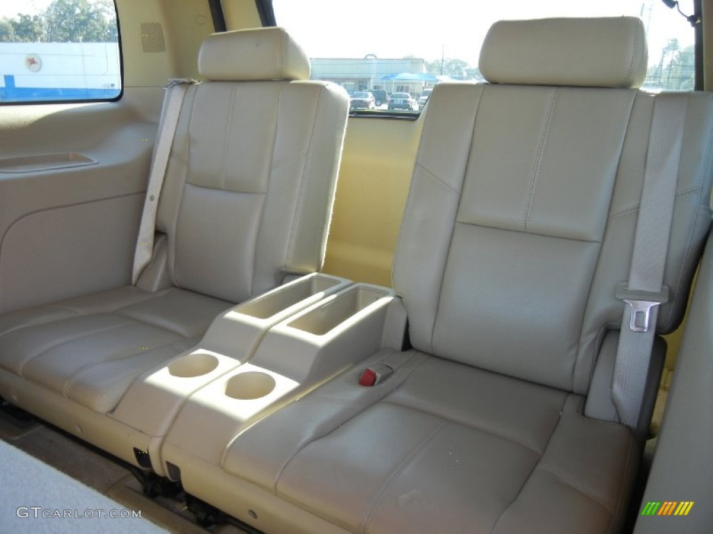 2007 Tahoe LTZ - Summit White / Light Cashmere/Ebony photo #15