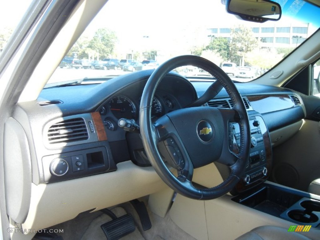 2007 Tahoe LTZ - Summit White / Light Cashmere/Ebony photo #17