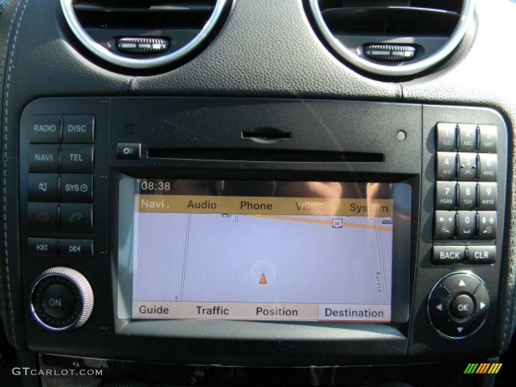 2012 GL 350 BlueTEC 4Matic - Arctic White / Black photo #9