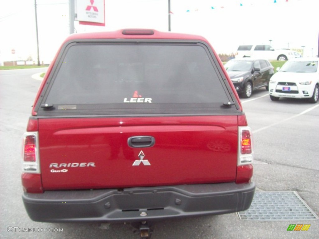 2006 Raider DuroCross Double Cab 4x4 - Lava Red / Slate Gray photo #4